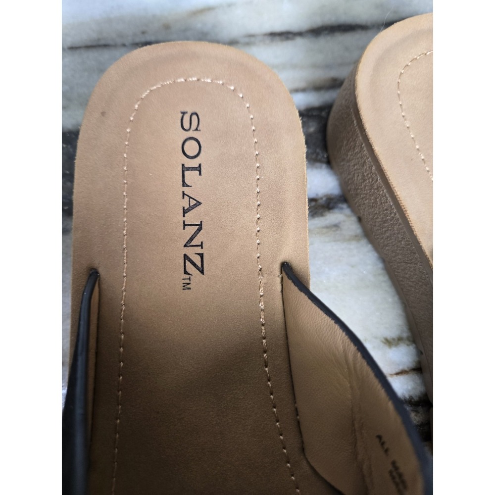 Solanz Black Crisscross Strap Sandals 7 - Picture 4 of 10